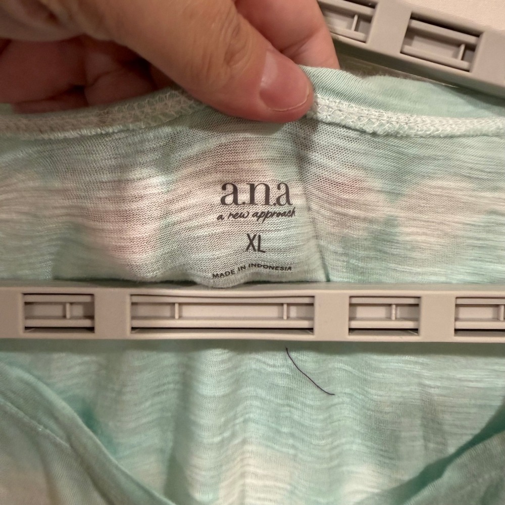 ana a new approach Womens XL Aqua Tie Dye Scoop Neck Pocket T-Shirt NWT - Picture 3 of 7